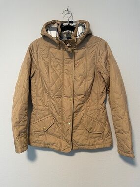Barbour Womens Quilted Hooded Jacket in Tan